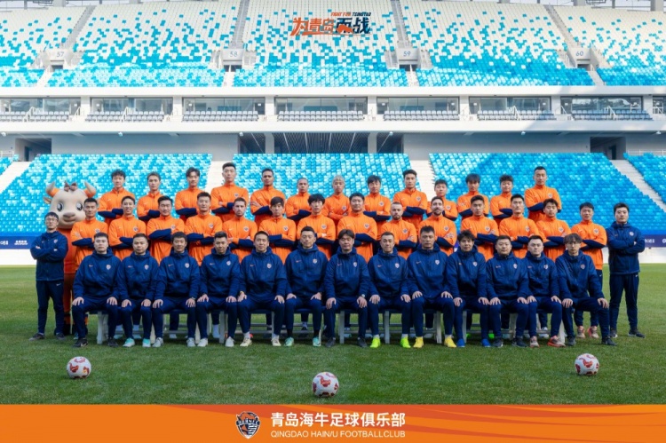 青島海牛一線隊名單：老將鄭龍、薩里奇坐鎮(zhèn)，金洋洋等新援在列
